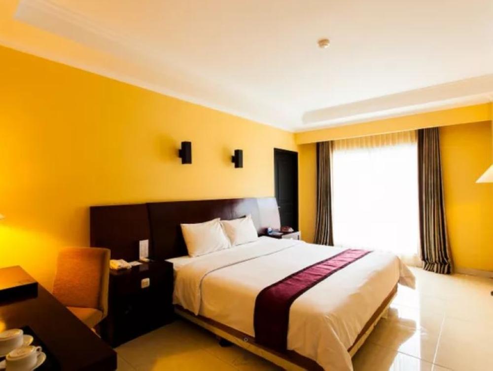 Aston Niu Manokwari Hotel & Conference Center Экстерьер фото